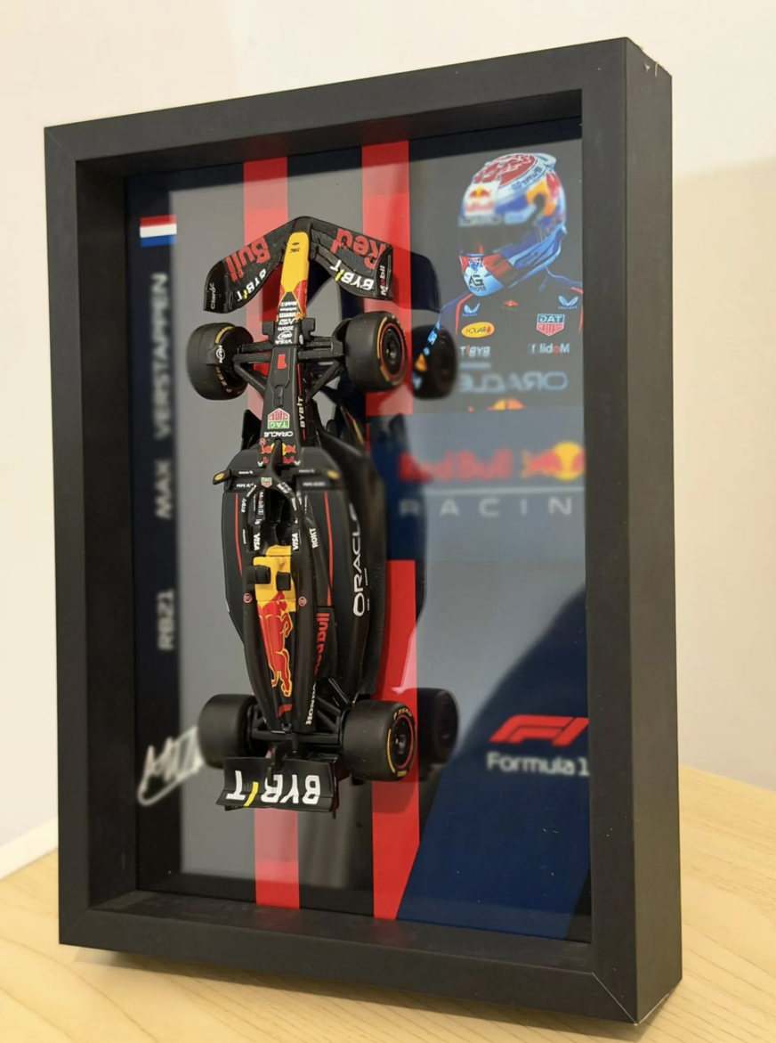 Cuadro 3D F1 RB21 | Max Verstappen — vista 5