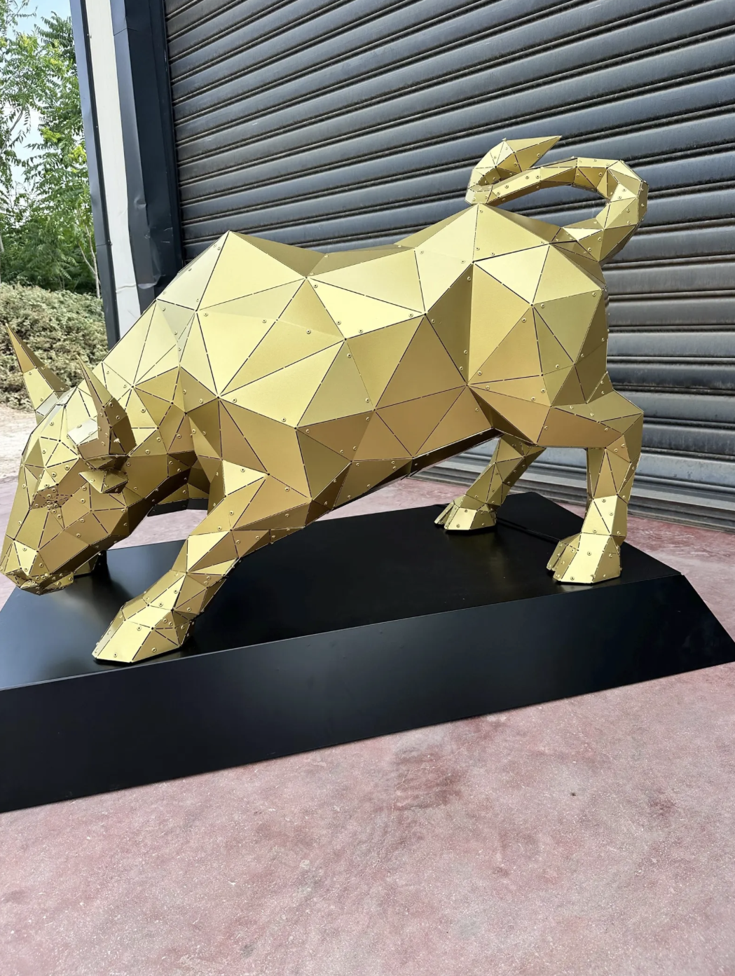 Escultura Toro 3D de Metal | Arte Industrial — vista 5