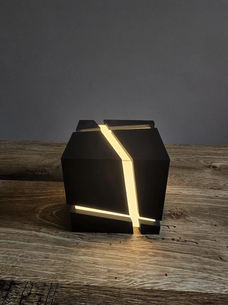 Lámpara de Cubo Agrietado Impresa en 3D — vista 7