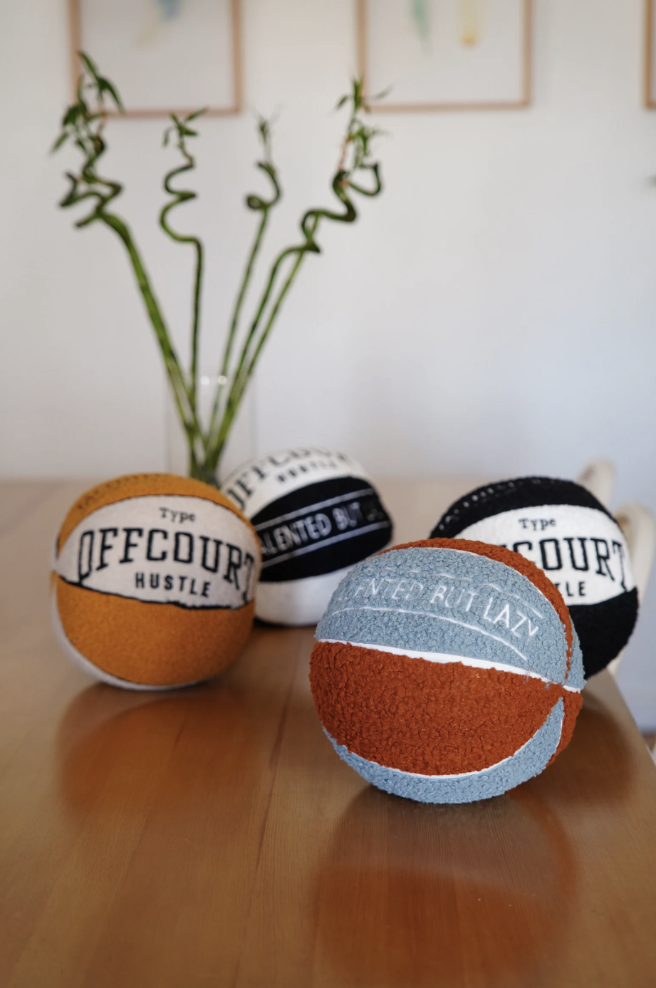 Cojín con Forma de Balón de Baloncesto — vista 3